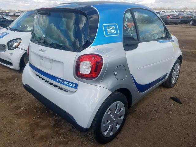 WMEFJ5DA9GK142693 - 2016 SMART FORTWO  photo 4