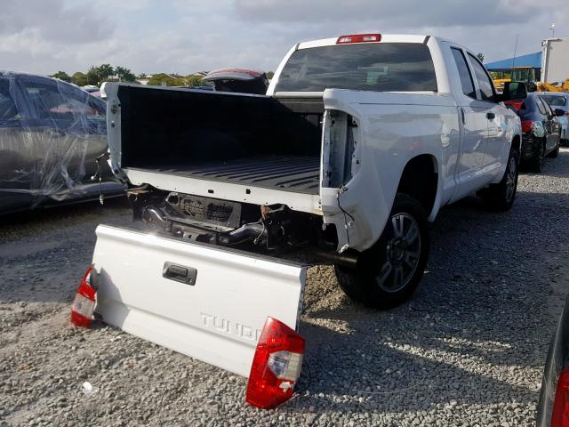 5TFRM5F1XHX114387 - 2017 TOYOTA TUNDRA DOUBLE CAB SR/SR5  photo 4