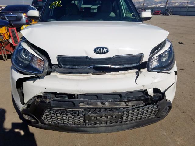 KNDJN2A29F7145409 - 2015 KIA SOUL  photo 9