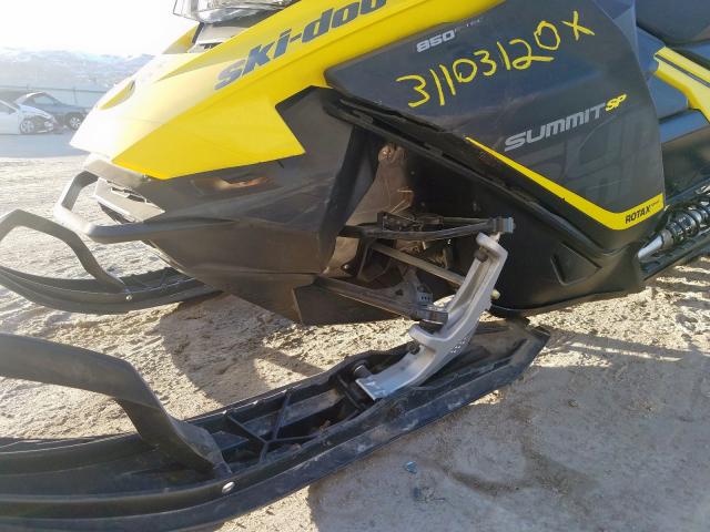 2BPSCFHC7HV000748 - 2017 SKDO SNOWMOBILE  photo 9