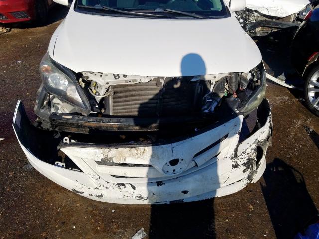 2T1BU4EE7DC101170 - 2013 TOYOTA COROLLA BASE  foto 9