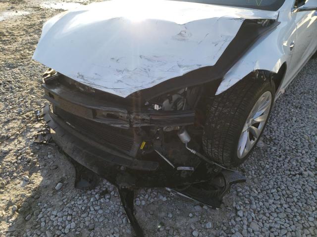 5YJSA1E2XKF312000 - 2019 TESLA MODEL S Սպիտակ լուսանկար 9