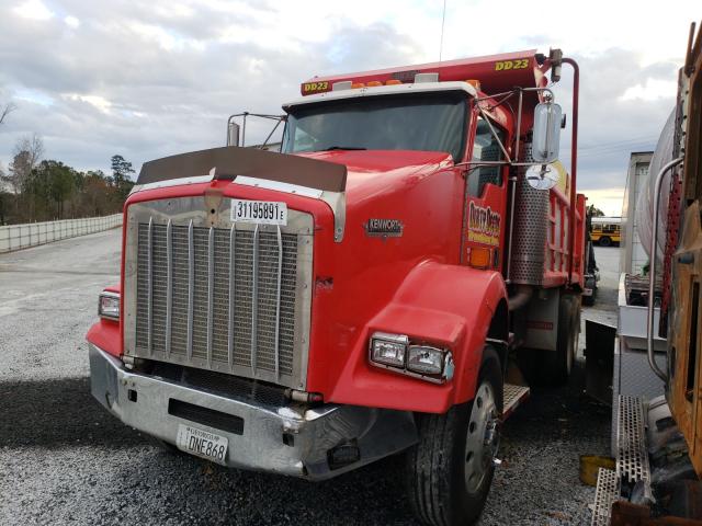 1NKDLU9X7YJ845514 - 2000 KENWORTH CONSTRUCTI T800 RED photo 2