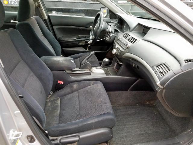 1HGCP2F36BA036747 - 2011 HONDA ACCORD LX  photo 5