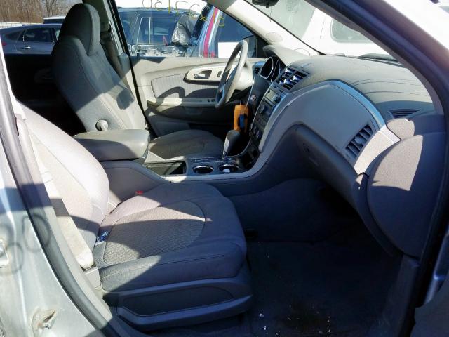 1GNKREED2BJ257012 - 2011 CHEVROLET TRAVERSE LS  photo 5