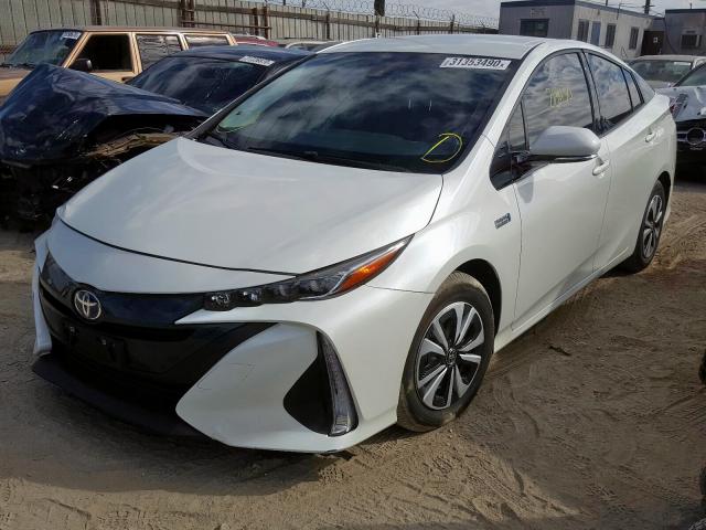 JTDKARFP7H3065629 - 2017 TOYOTA PRIUS PRIME  photo 2