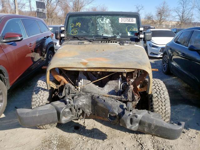 1C4AJWAGXHL683982 - 2017 JEEP WRANGLER SPORT  photo 9