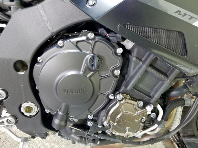 JYARN48E1KA002882 - 2019 YAMAHA MT10  photo 9