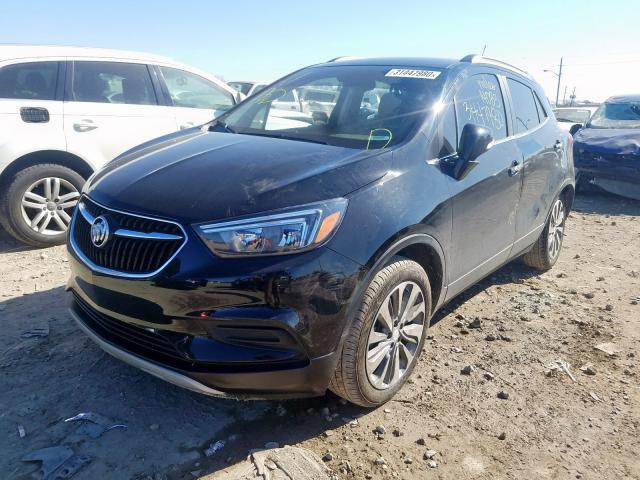 KL4CJASB5JB611043 - 2018 BUICK ENCORE PREFERRED  photo 2