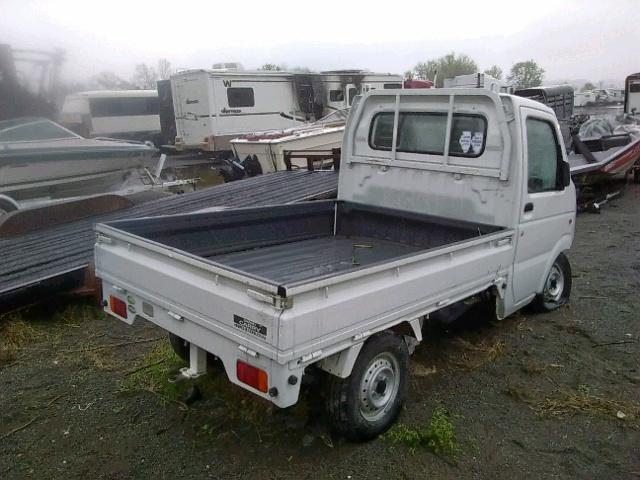 DA63T323663 - 2005 SUZUKI CARRY  photo 4