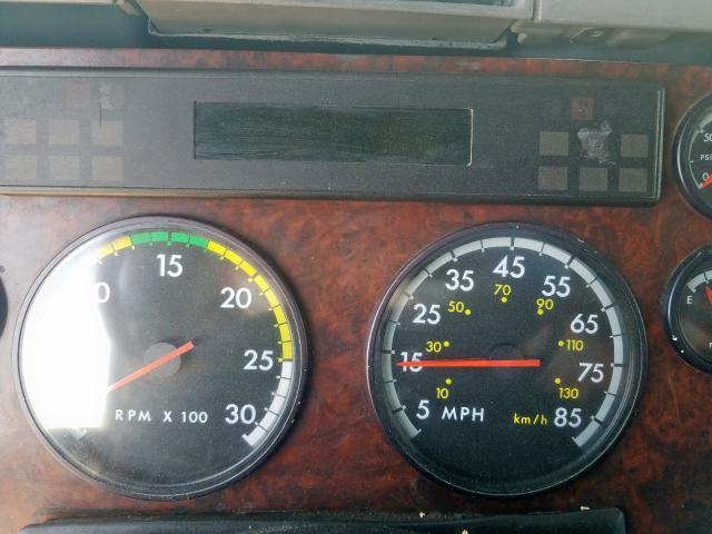 1FUJBBCG33PL00235 - 2003 FREIGHTLINER CONVENTIONAL ST120  photo 8