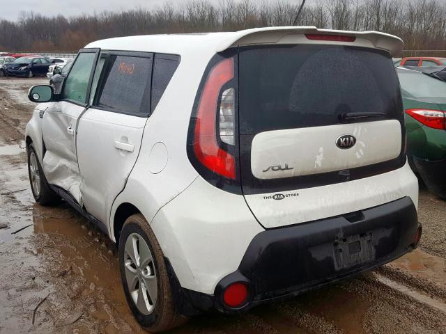 KNDJN2A22F7230804 - 2015 KIA SOUL  photo 3