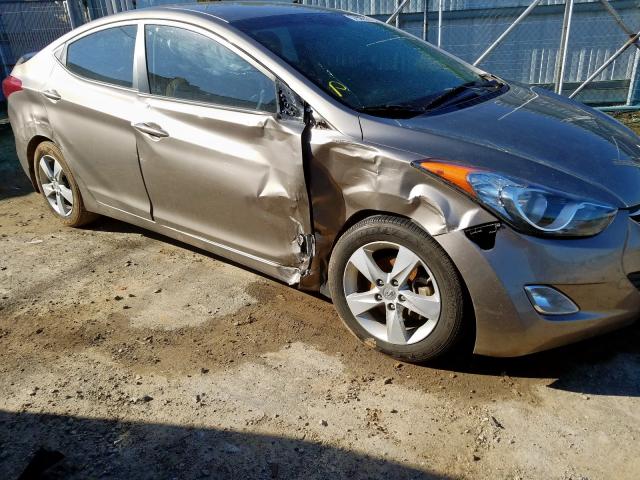 5NPDH4AE0DH415842 - 2013 HYUNDAI ELANTRA GLS  photo 9