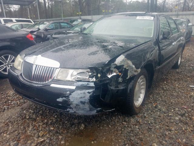 1LNHM81W9YY869651 - 2000 LINCOLN TOWN CAR EXECUTIVE  photo 2
