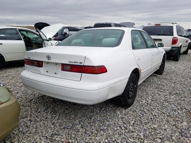 JT2BG22K8W0124291 - 1998 TOYOTA CAMRY CE  photo 4