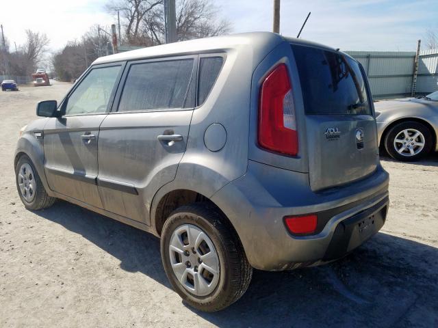 KNDJT2A52D7615857 - 2013 KIA SOUL  photo 3