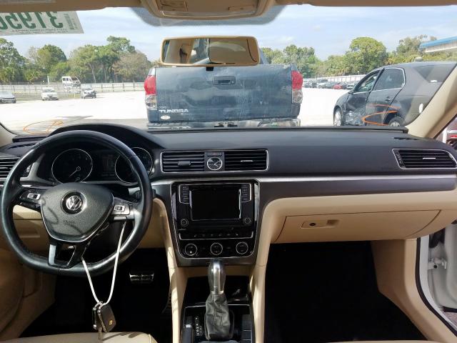 1VWDT7A37HC018111 - 2017 VOLKSWAGEN PASSAT R-LINE  foto 9