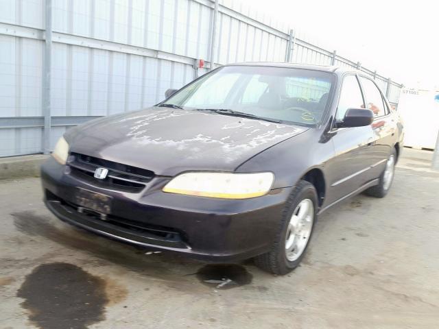 1HGCG1651XA050705 - 1999 HONDA ACCORD EX  photo 2