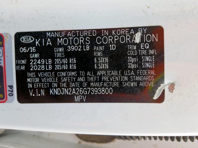 KNDJN2A26G7393800 - 2016 KIA SOUL  photo 10