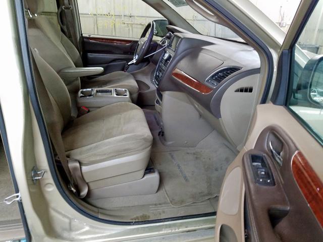 2A4RR5DG4BR623531 - 2011 CHRYSLER TOWN & COUNTRY TOURING  photo 5