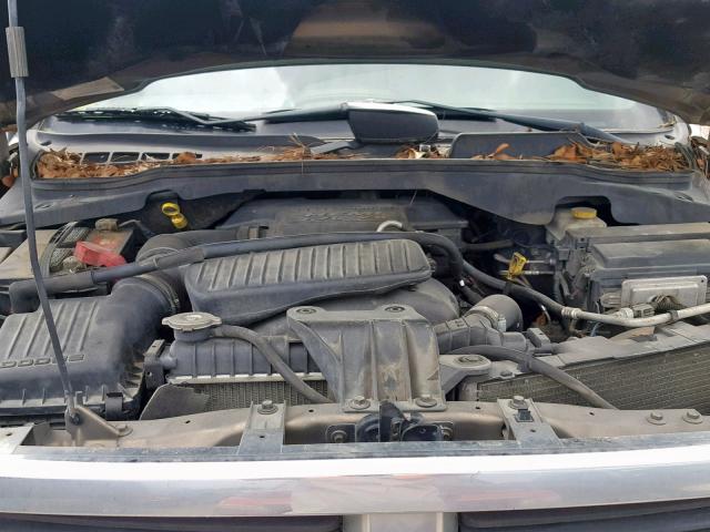 1D4HD58D44F176230 - 2004 DODGE DURANGO LIMITED GOLD photo 7