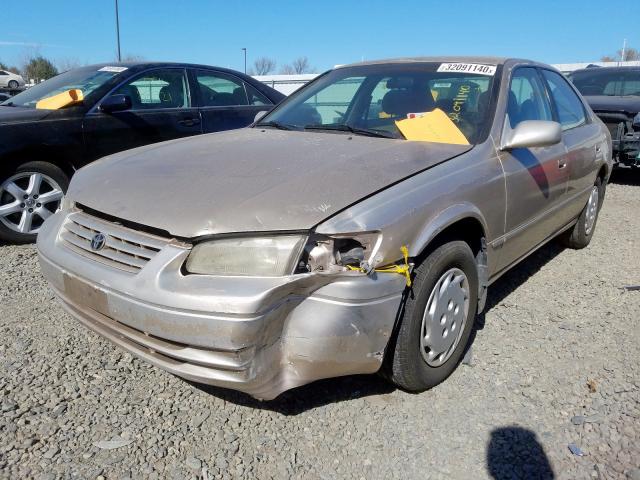 JT2BG22K6W0124628 - 1998 TOYOTA CAMRY CE  photo 2