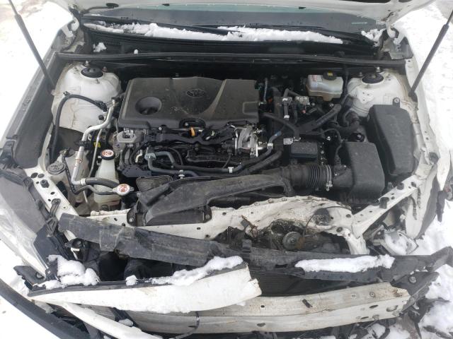 4T1B21HK9KU010502 - 2019 TOYOTA CAMRY HYBRID WHITE photo 7