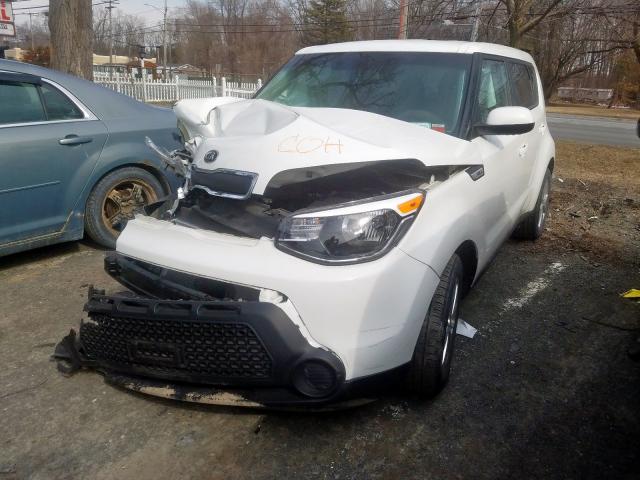 KNDJN2A29G7238870 - 2016 KIA SOUL  photo 2