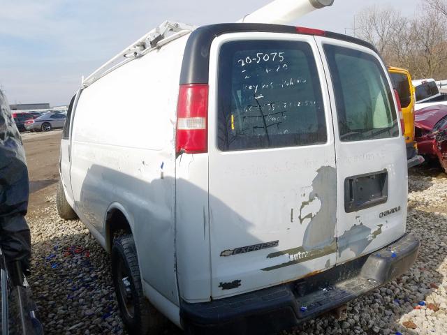 1GCHG35U261215815 - 2006 CHEVROLET EXPRESS G3500  photo 3