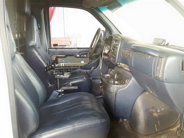 1GCHG35R8Y1230396 - 2000 CHEVROLET EXPRESS G3500  photo 5