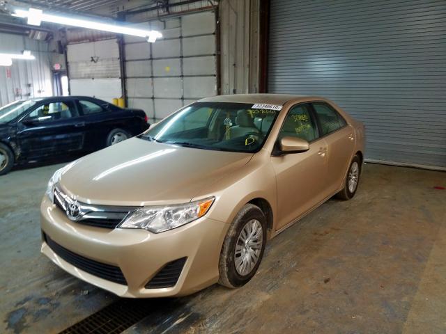 4T4BF1FK7CR203990 - 2012 TOYOTA CAMRY BASE  photo 2