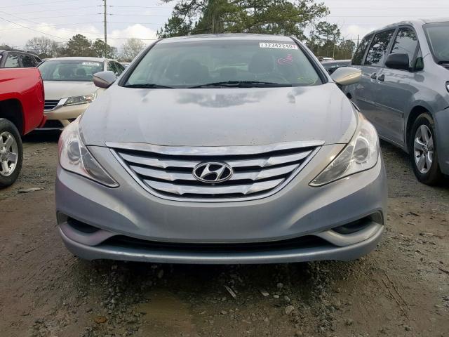 5NPEB4AC8CH357031 - 2012 HYUNDAI SONATA GLS  photo 9