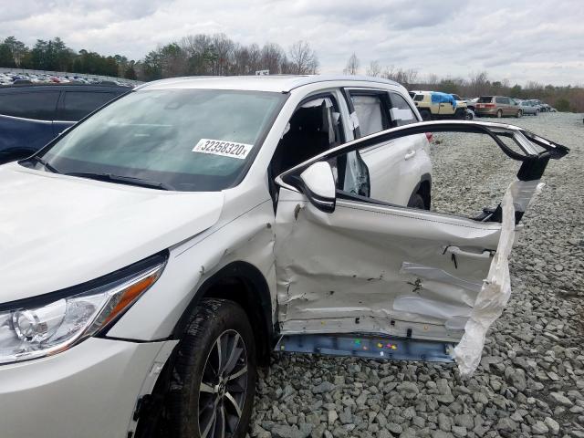 5TDJZRFH7JS548118 - 2018 TOYOTA HIGHLANDER SE  photo 9