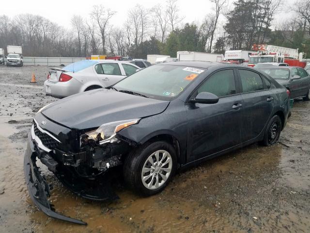 3KPF24AD8KE073138 - 2019 KIA FORTE FE  photo 2