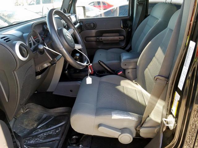 1J4GA59138L500663 - 2008 JEEP WRANGLER UNLIMITED SAHARA  ფოტო 5