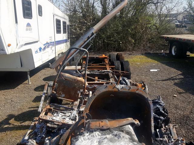 1FUNGLBG1CLBM4202 - 2012 FREIGHTLINER CASCADIA 125  photo 9