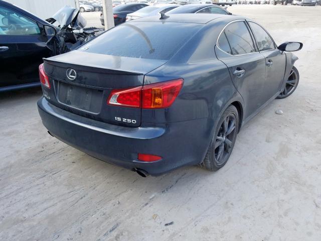 JTHBF5C24A5126057 - 2010 LEXUS IS 250  photo 4