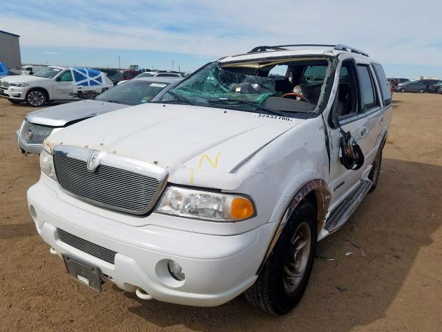 5LMFU28A8YLJ35012 - 2000 LINCOLN NAVIGATOR  照片 2