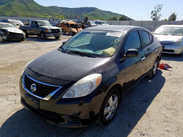 3N1CN7AP7DL838492 - 2013 NISSAN VERSA S  photo 2