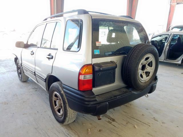 2CNBE13C936952427 - 2003 CHEVROLET TRACKER  photo 3