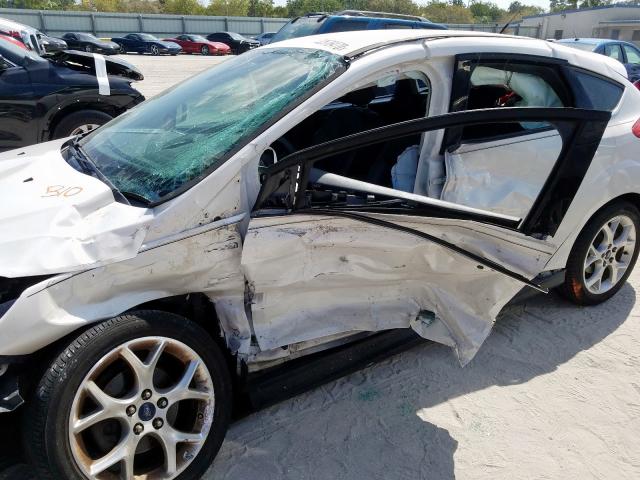 1FAHP3N20CL402491 - 2012 FORD FOCUS TITANIUM  photo 9