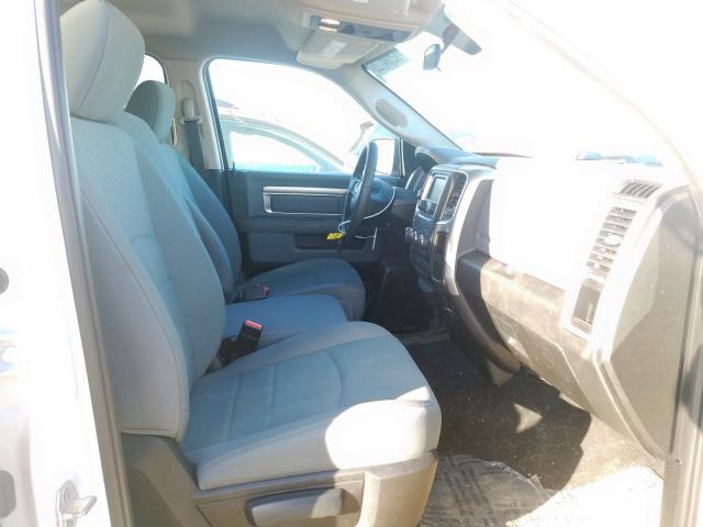 1C6RR6TT5KS528167 - 2019 RAM 1500 CLASSIC SLT  photo 5