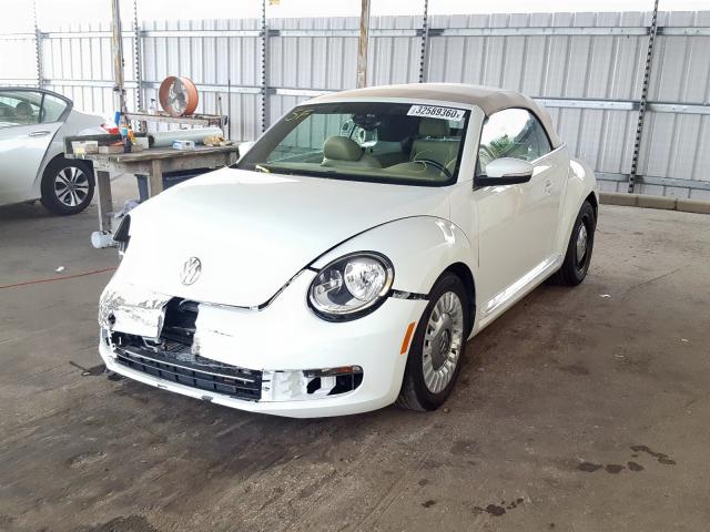 3VW517AT1GM820631 - 2016 VOLKSWAGEN BEETLE S/SE  photo 2