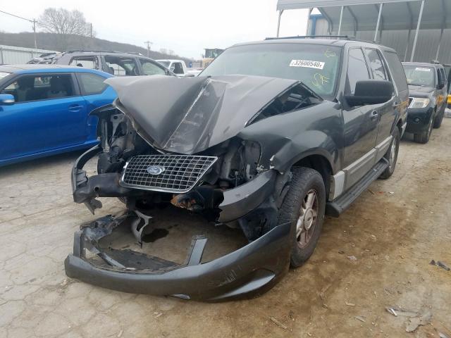 1FMRU15W73LC25402 - 2003 FORD EXPEDITION XLT  photo 2