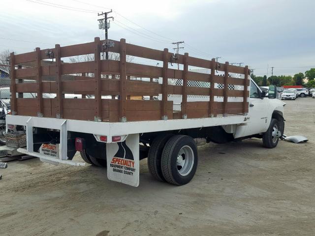 1GBJC34K18E172047 - 2008 CHEVROLET SILVERADO C3500  photo 4