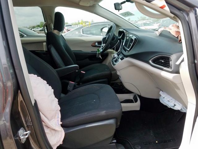 2C4RC1AG0JR121263 - 2018 CHRYSLER PACIFICA L  photo 5