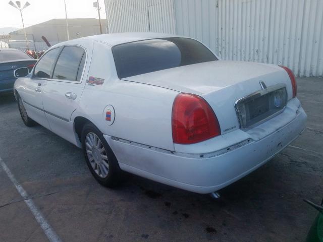 1LNHM81W24Y637046 - 2004 LINCOLN TOWN CAR EXECUTIVE  photo 3