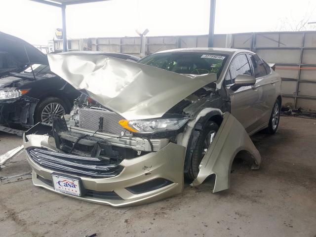 3FA6P0HD2HR373135 - 2017 FORD FUSION SE  photo 2