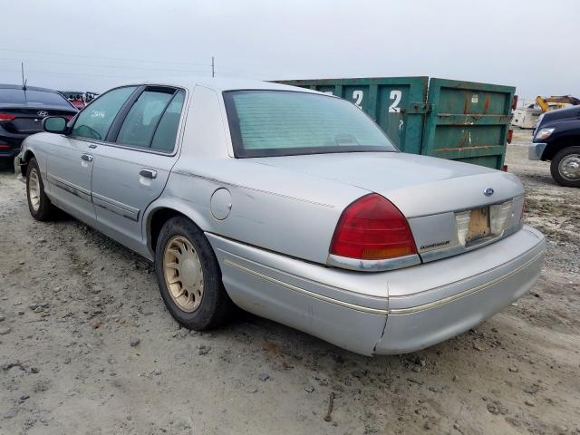 2FAFP74W8WX106340 - 1998 FORD CROWN VICTORIA LX  photo 3