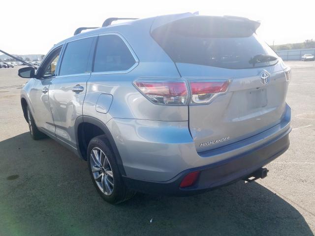 5TDZKRFH4FS038890 - 2015 TOYOTA HIGHLANDER LE  photo 3